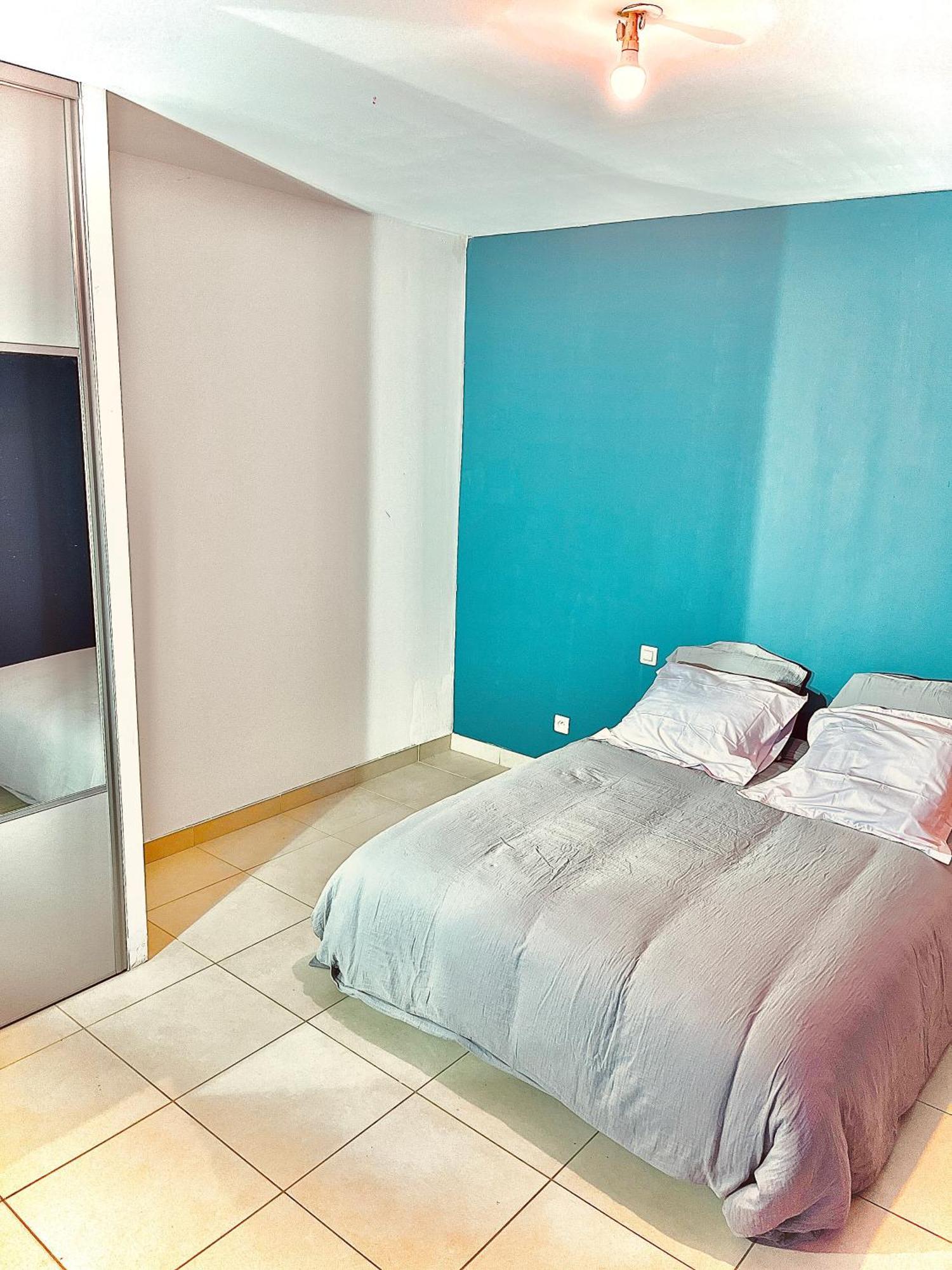 Room In House ヴィルフォンテーヌ エクステリア 写真